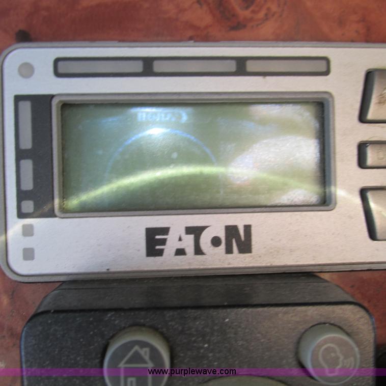 image for item L5326 2009 Peterbilt 387 semi truck