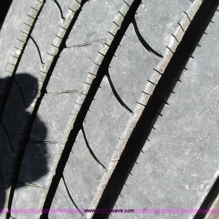 image for item L5327 2002 Kenworth W900L semi truck