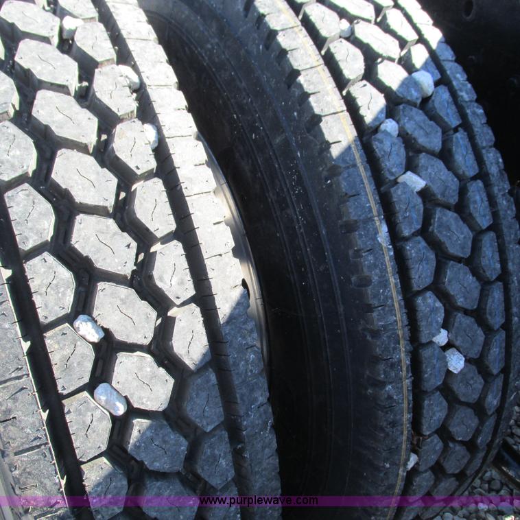 image for item L5327 2002 Kenworth W900L semi truck