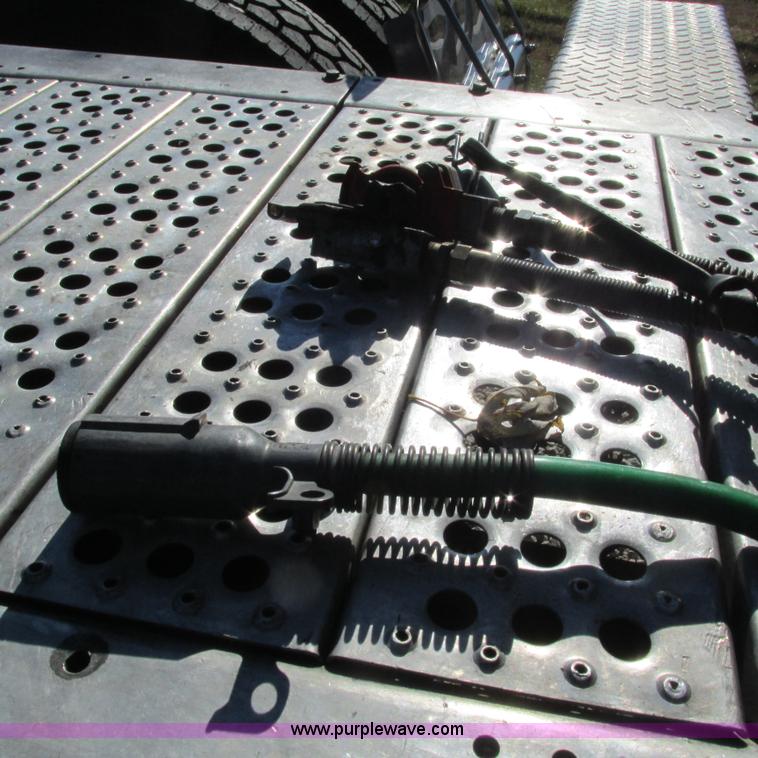 image for item L5327 2002 Kenworth W900L semi truck