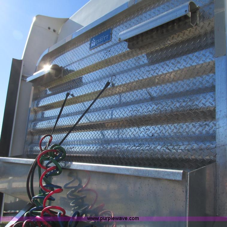 image for item L5327 2002 Kenworth W900L semi truck