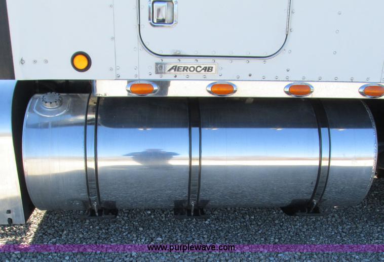 image for item L5327 2002 Kenworth W900L semi truck