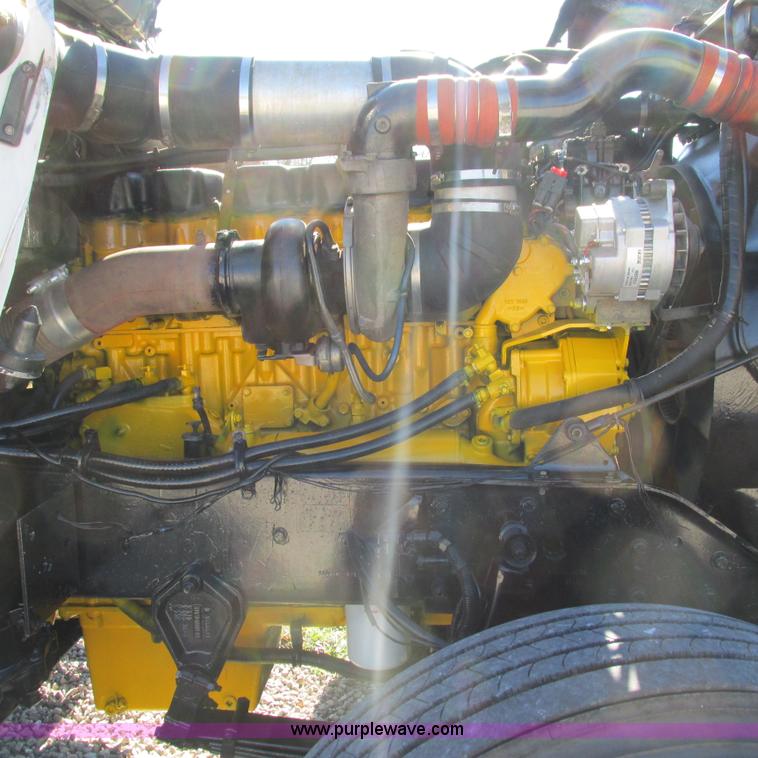 image for item L5327 2002 Kenworth W900L semi truck