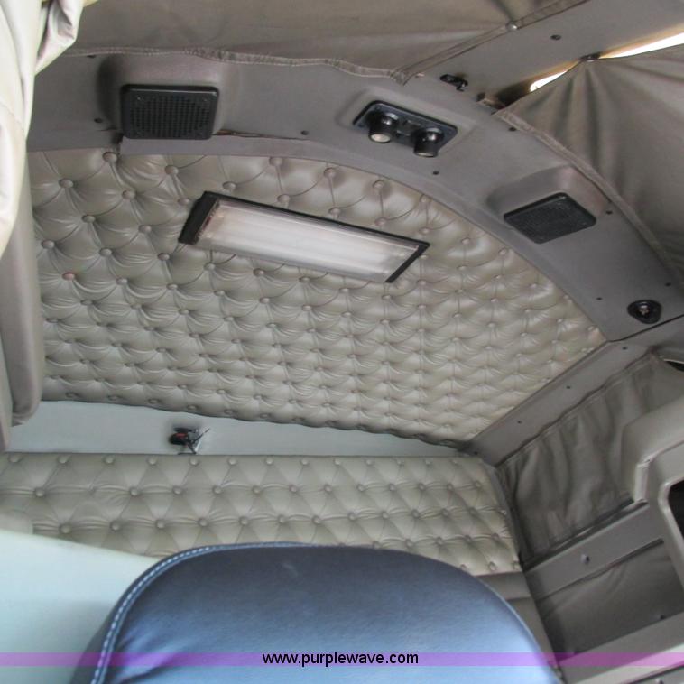 image for item L5327 2002 Kenworth W900L semi truck