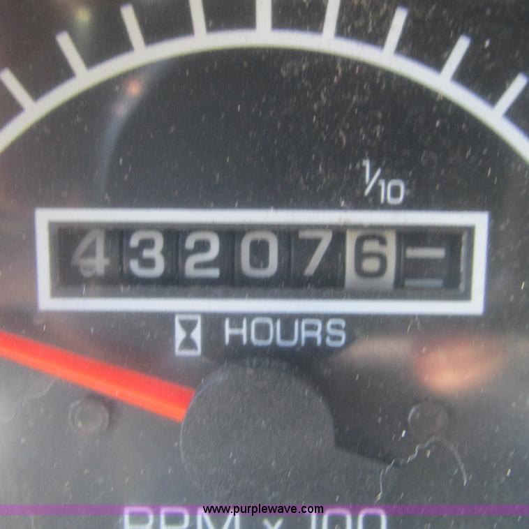 image for item L5327 2002 Kenworth W900L semi truck