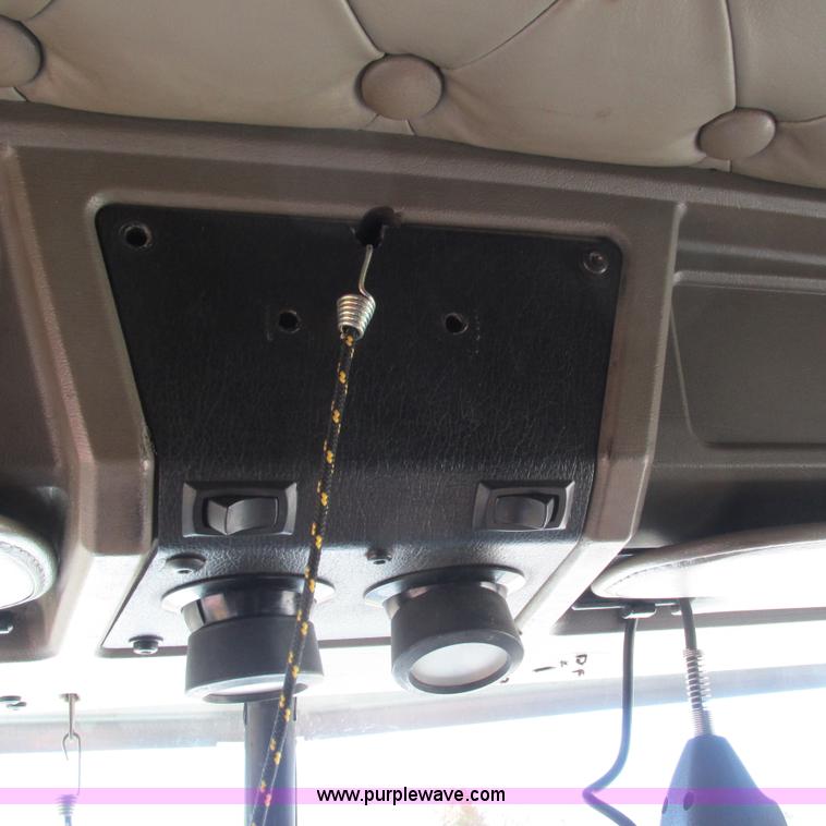 image for item L5327 2002 Kenworth W900L semi truck