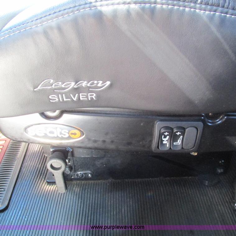 image for item L5327 2002 Kenworth W900L semi truck