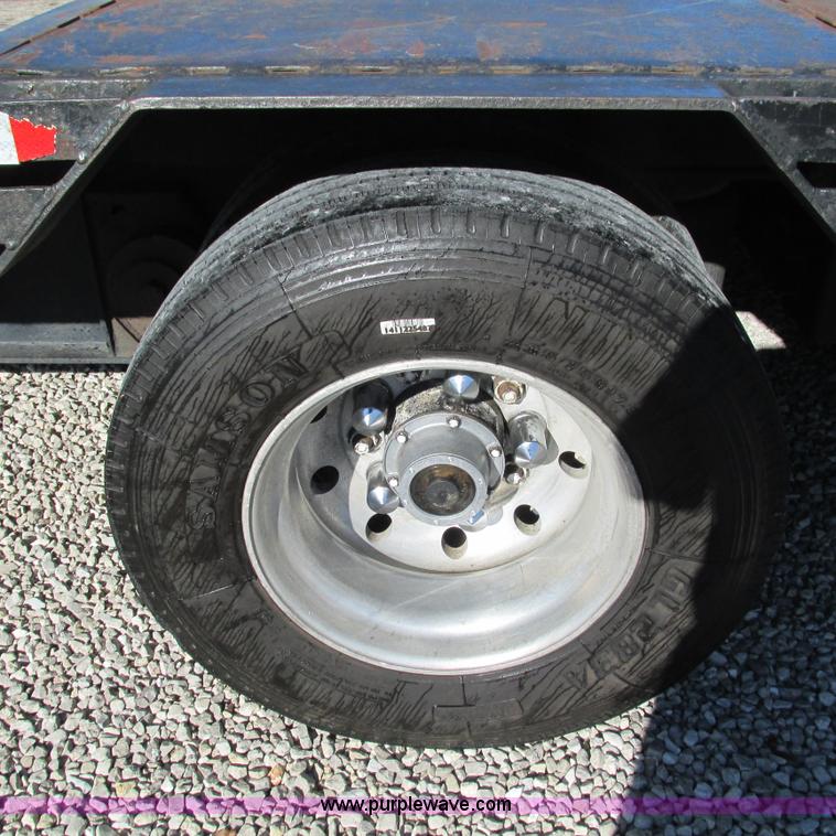 image for item L5330 1996 Doonan 48208143 drop deck trailer