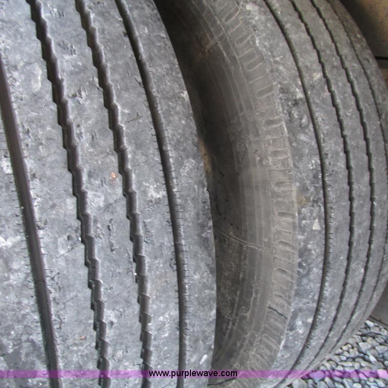 image for item L5330 1996 Doonan 48208143 drop deck trailer