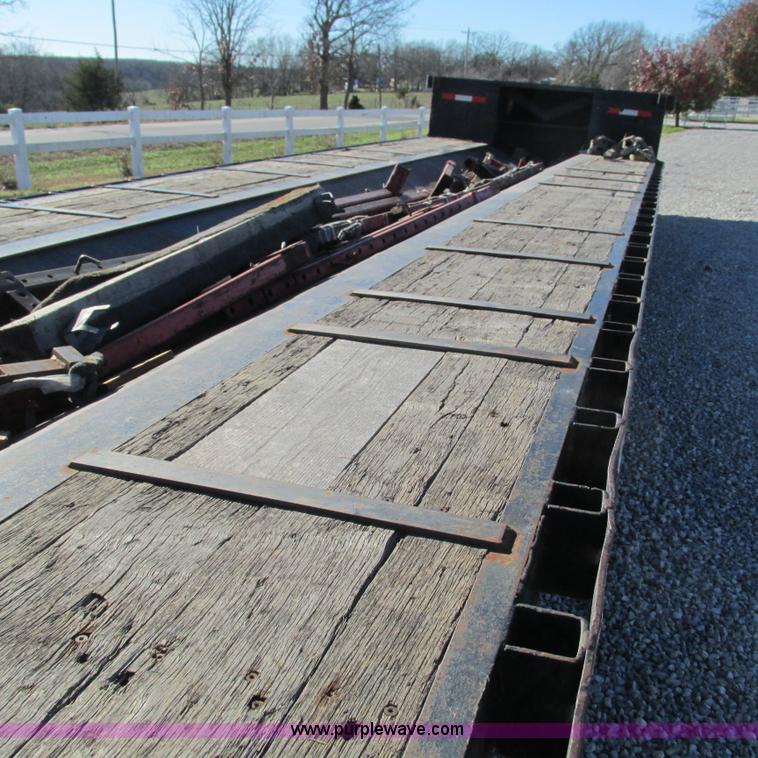 image for item L5330 1996 Doonan 48208143 drop deck trailer