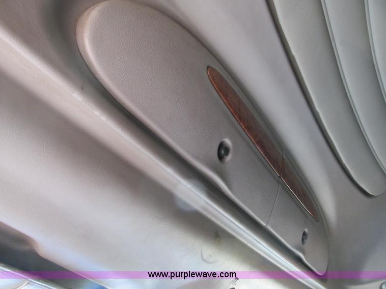 image for item N9323 2006 Peterbilt 387 semi truck