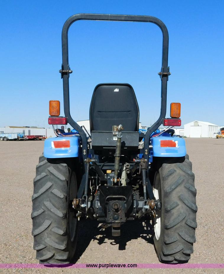 image for item AW9376 2011 New Holland TC29D MFWD tractor