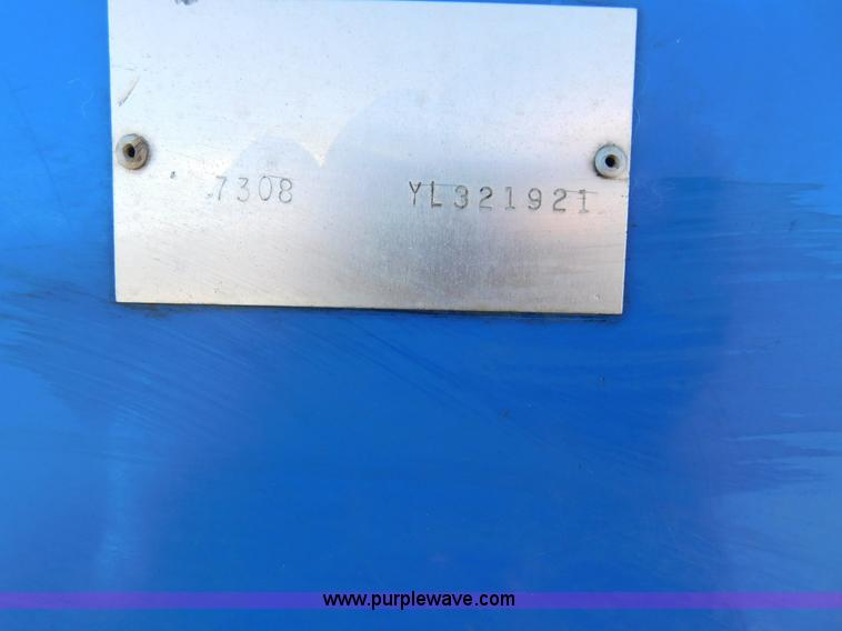 image for item AW9376 2011 New Holland TC29D MFWD tractor