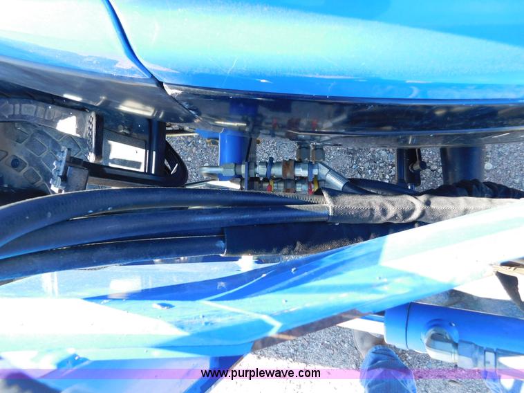 image for item AW9376 2011 New Holland TC29D MFWD tractor