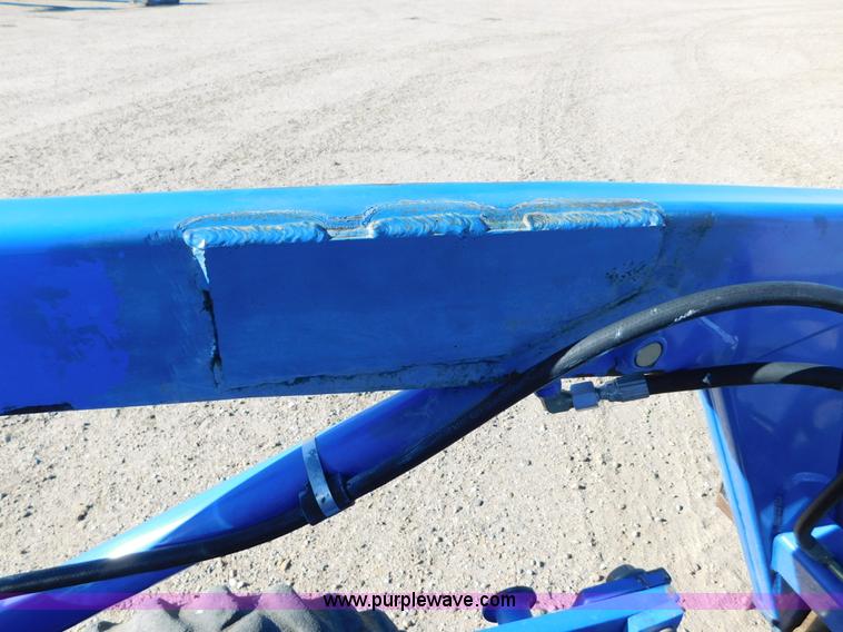 image for item AW9376 2011 New Holland TC29D MFWD tractor