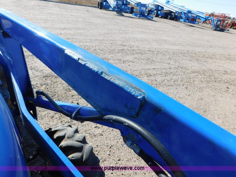 image for item AW9376 2011 New Holland TC29D MFWD tractor