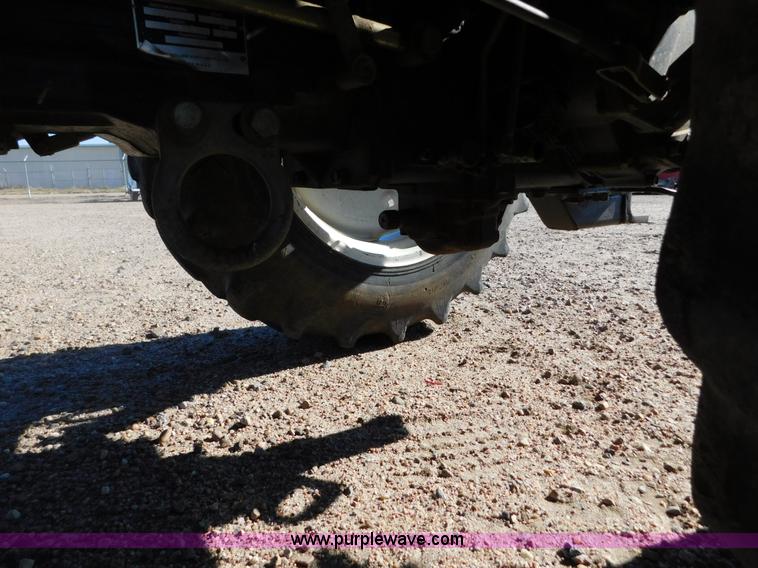 image for item AW9376 2011 New Holland TC29D MFWD tractor