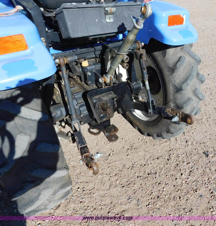 image for item AW9376 2011 New Holland TC29D MFWD tractor