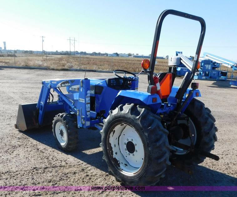image for item AW9377 2011 New Holland TC30 MFWD tractor