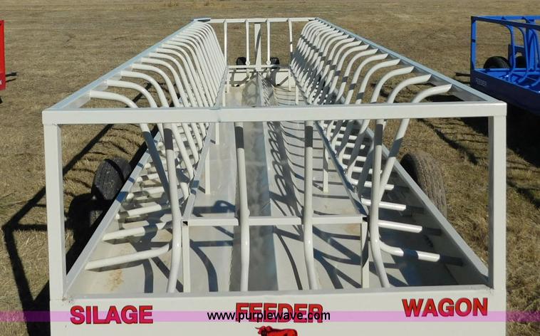 image for item AW9392 America Industries feeder wagon