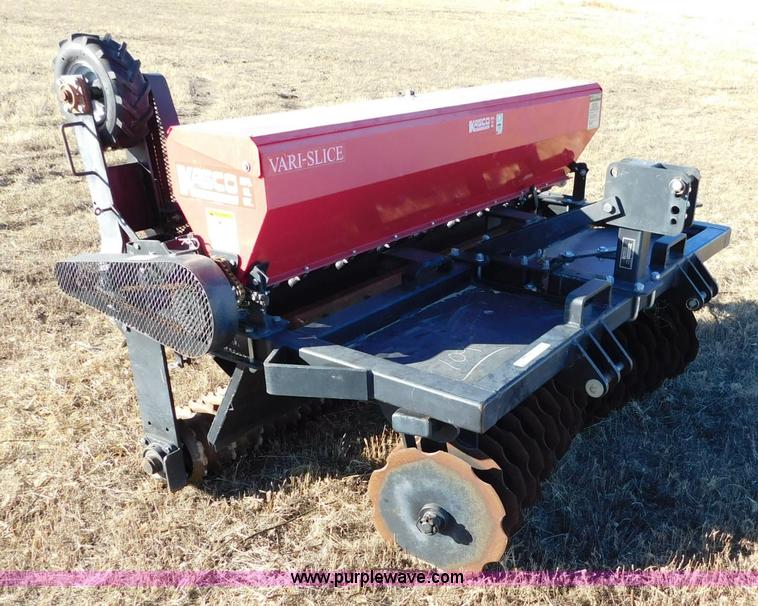 image for item AW9395 Kasco K05-1682 variable slice grass drill