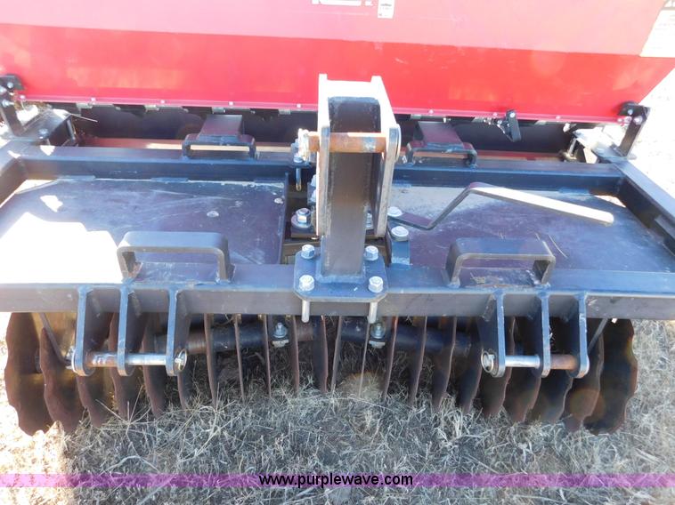 image for item AW9395 Kasco K05-1682 variable slice grass drill