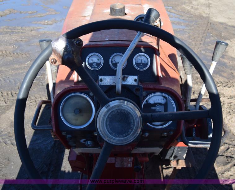 image for item BK9854 International 766 tractor