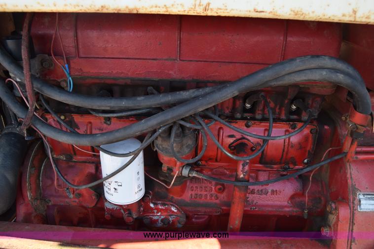 image for item BK9854 International 766 tractor