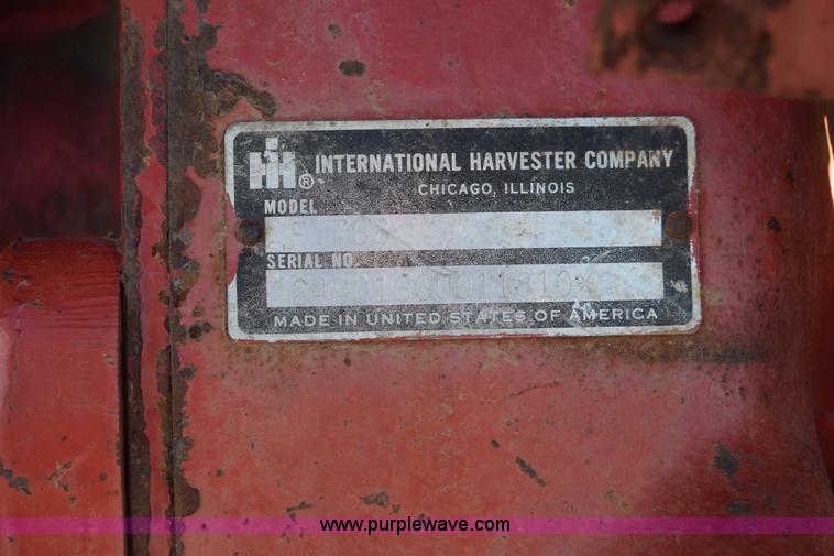 image for item BK9854 International 766 tractor