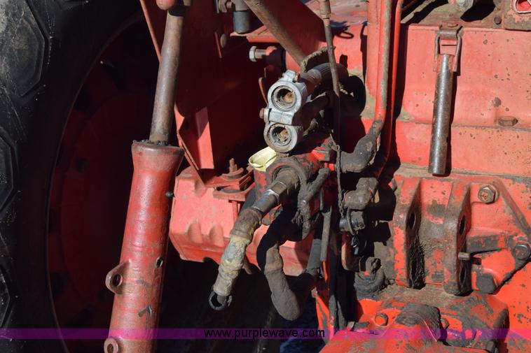 image for item BK9854 International 766 tractor