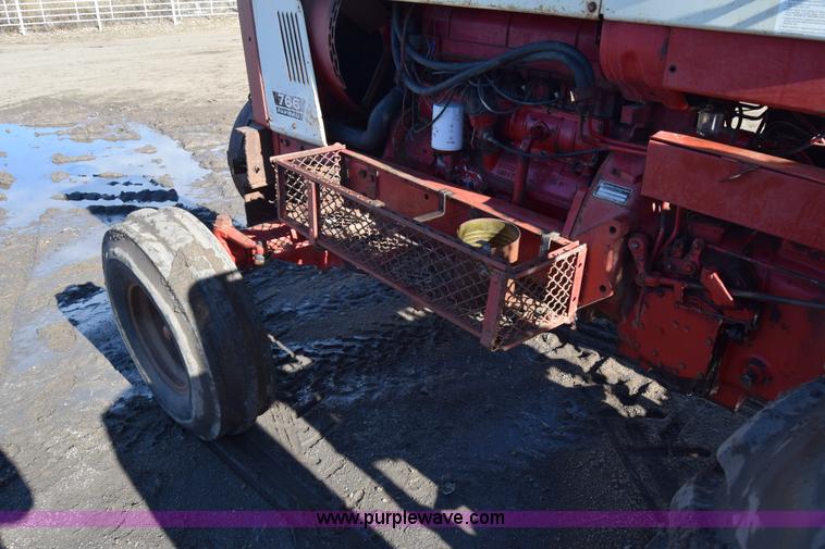 image for item BK9854 International 766 tractor