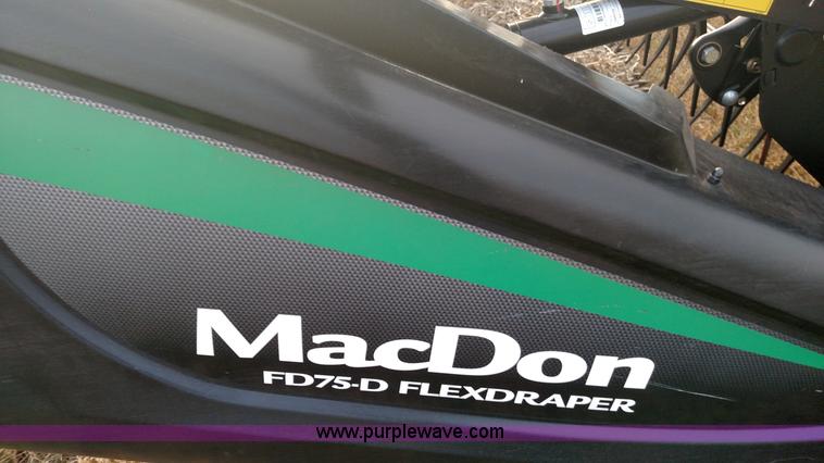 image for item BR9415 2015 MacDon FD75 flex head