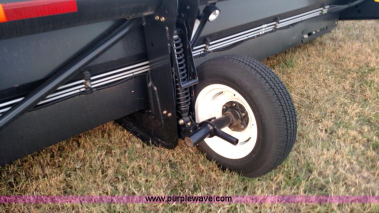 image for item BR9415 2015 MacDon FD75 flex head