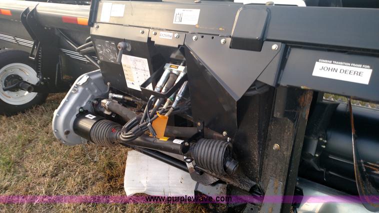 image for item BR9415 2015 MacDon FD75 flex head