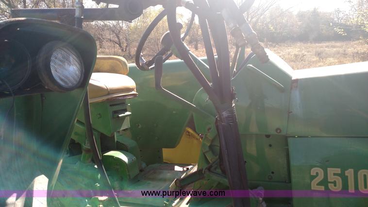 image for item BR9433 John Deere 2510 tractor