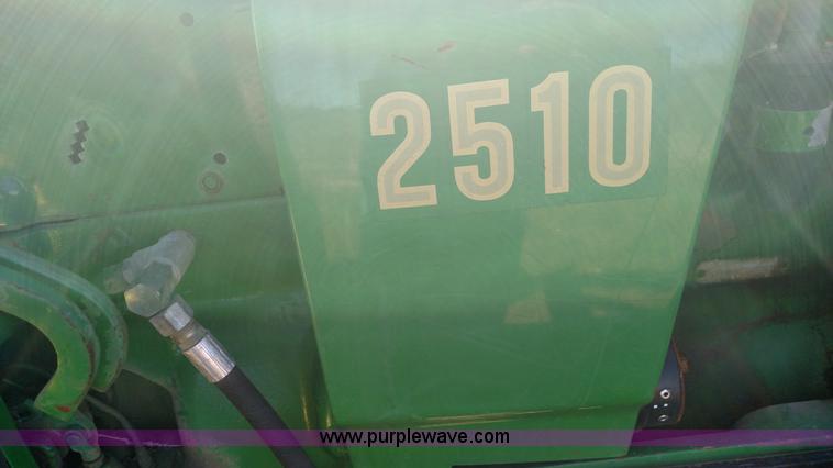 image for item BR9433 John Deere 2510 tractor