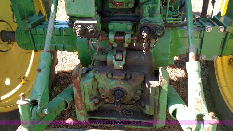 image for item BR9433 John Deere 2510 tractor