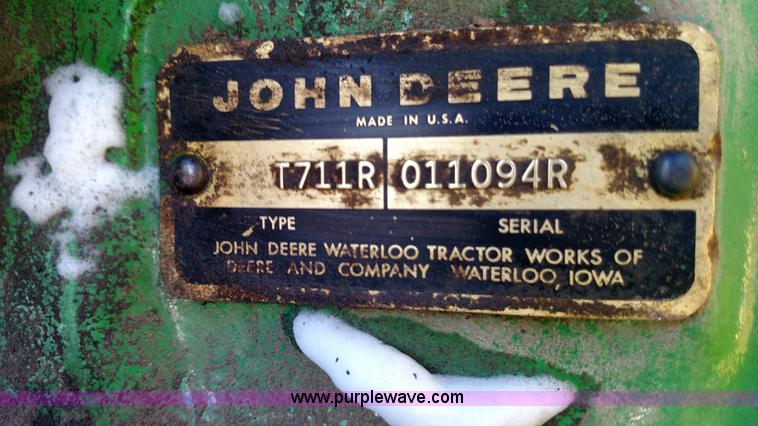 image for item BR9433 John Deere 2510 tractor