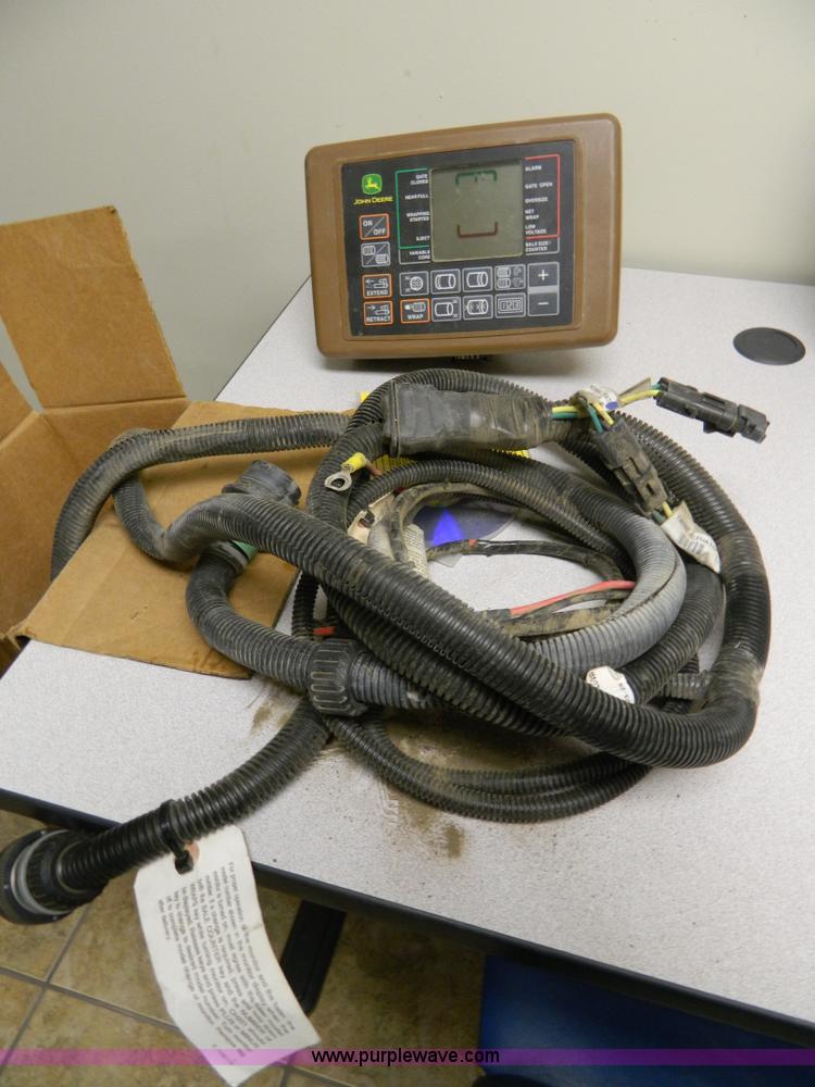 image for item BT9884 2011 John Deere 568 monitor