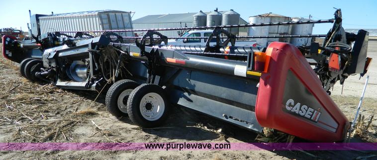 image for item BT9962 2010 Case IH 2142 rigid head
