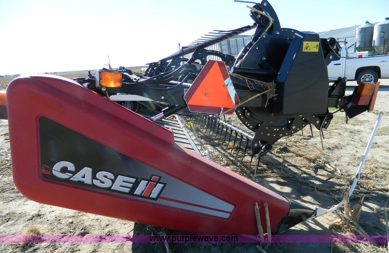 image for item BT9962 2010 Case IH 2142 rigid head