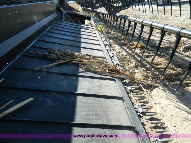 image for item BT9962 2010 Case IH 2142 rigid head