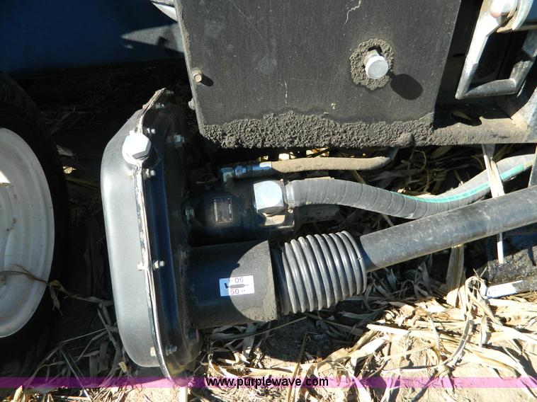 image for item BT9962 2010 Case IH 2142 rigid head