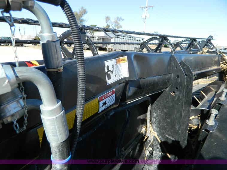 image for item BT9962 2010 Case IH 2142 rigid head