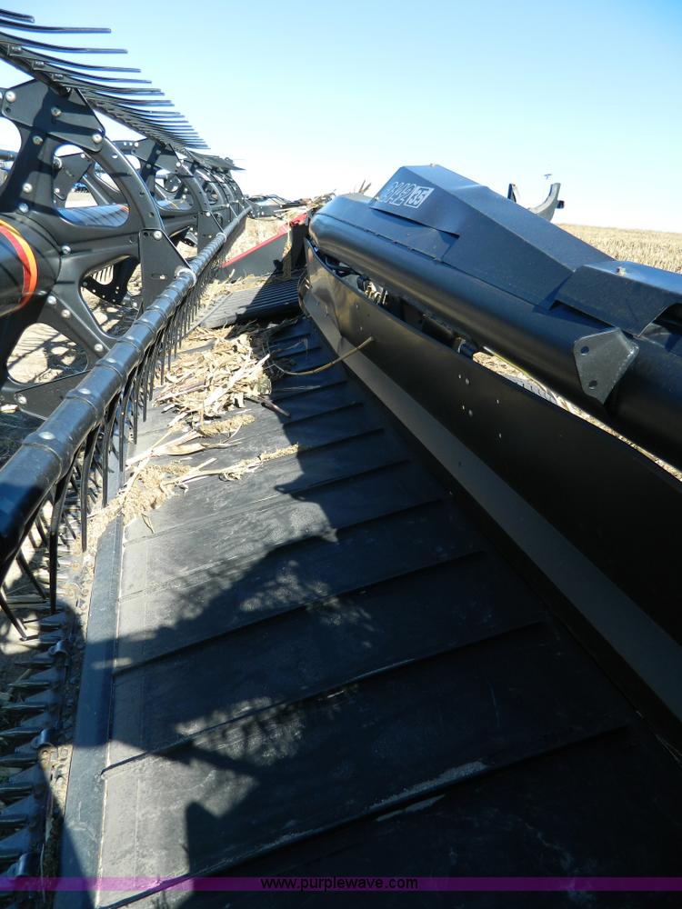 image for item BT9962 2010 Case IH 2142 rigid head