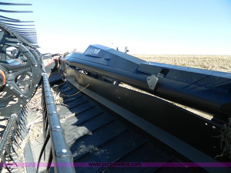 image for item BT9962 2010 Case IH 2142 rigid head