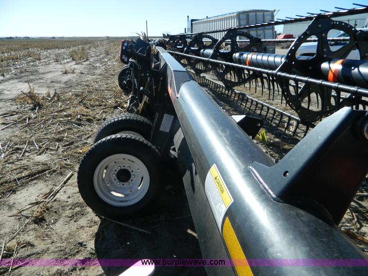 image for item BT9962 2010 Case IH 2142 rigid head