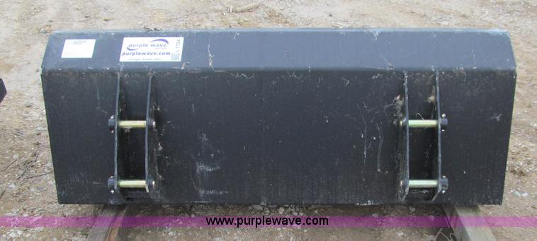 image for item E1225 Loader bucket