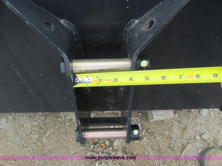 image for item E1229 Loader bucket