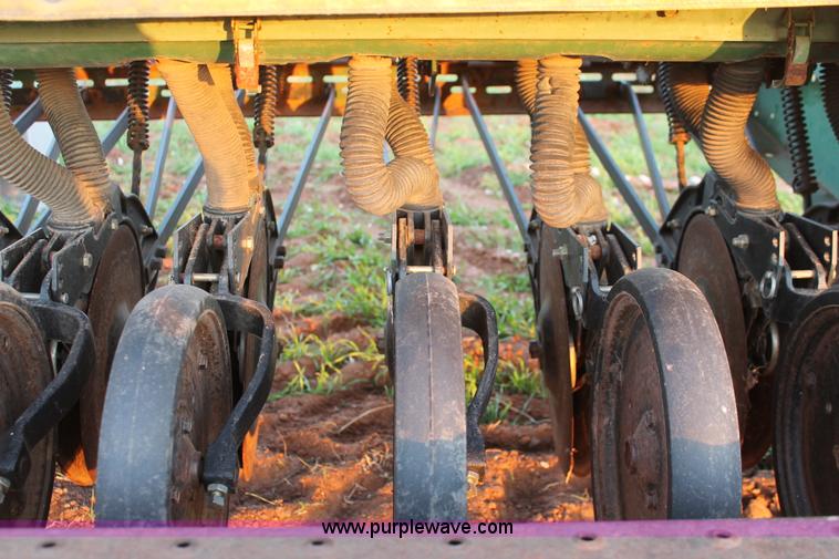 image for item H8019 John Deere 8350 grain drill